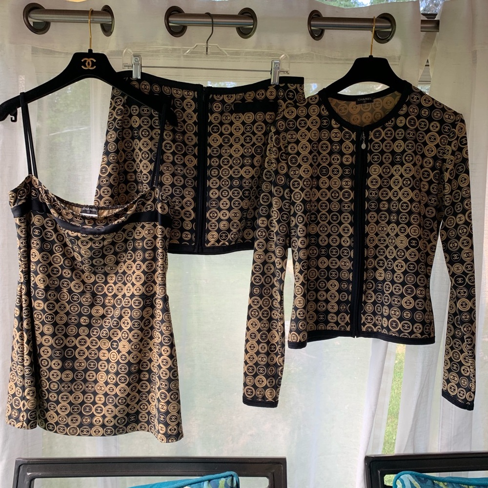 CHANEL 3 piece outfit.